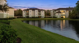 The Vale at Baymeadows in Jacksonville, FL - Building Photo