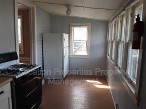 1041 Kentucky St in Lawrence, KS - Building Photo - Building Photo