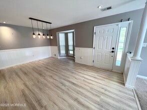 21 Durant Ave in Holmdel, NJ - Building Photo - Building Photo