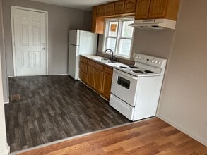 2340 Booker St in Winston-Salem, NC - Building Photo - Building Photo