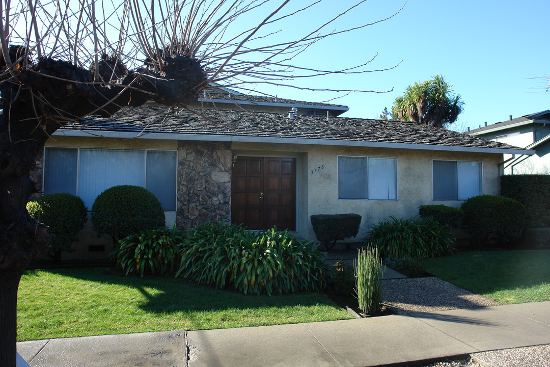 3776 Moorpark Ave in San Jose, CA - Building Photo