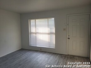 627 Aviation Ave in Schertz, TX - Building Photo - Building Photo