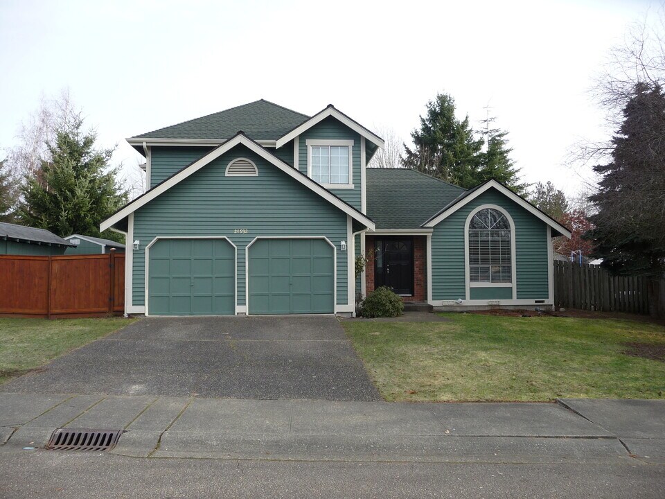 24932 168th Pl SE in Covington, WA - Building Photo