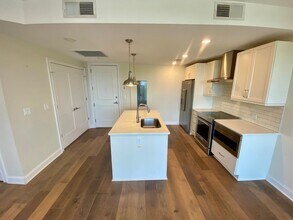 10 Grace St in Wilmington, NC - Building Photo - Building Photo