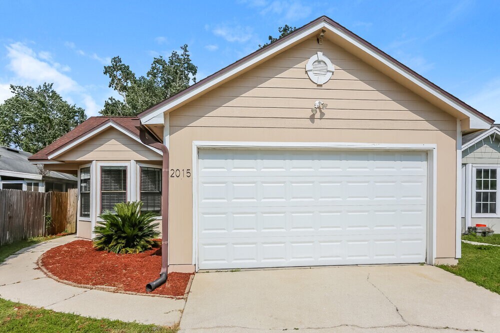 2015 Cardiff Ln in Middleburg, FL - Building Photo