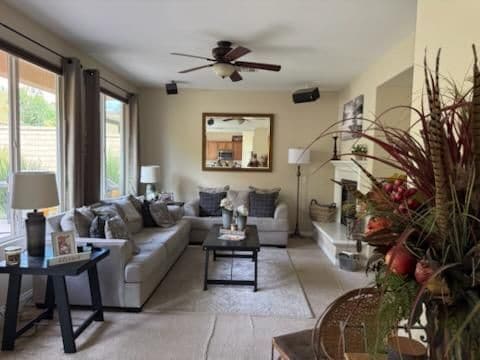 28721 Coal Mountain Ct in Santa Clarita, CA - Foto de edificio - Building Photo