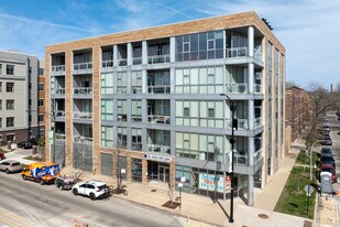 3505 N Ashland Ave in Chicago, IL - Building Photo