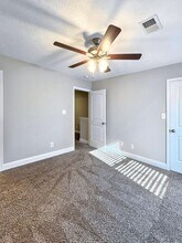 1000 Henry Pl Blvd in Clarksville, TN - Building Photo - Building Photo