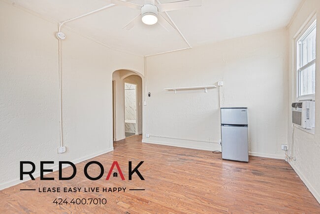 property at 2731 Beverly Blvd