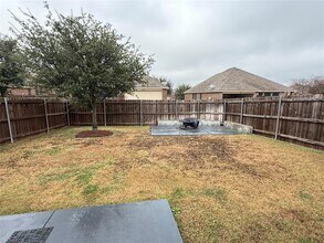 213 Warbler Dr in Desoto, TX - Building Photo - Building Photo
