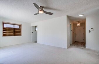 8851 Sovereign Rd in San Diego, CA - Building Photo - Building Photo