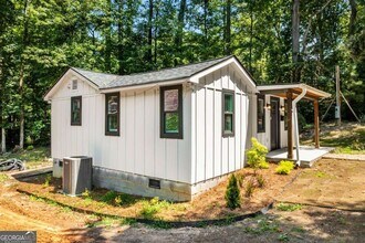30 Pine Ridge Rd SE in Smyrna, GA - Building Photo - Building Photo