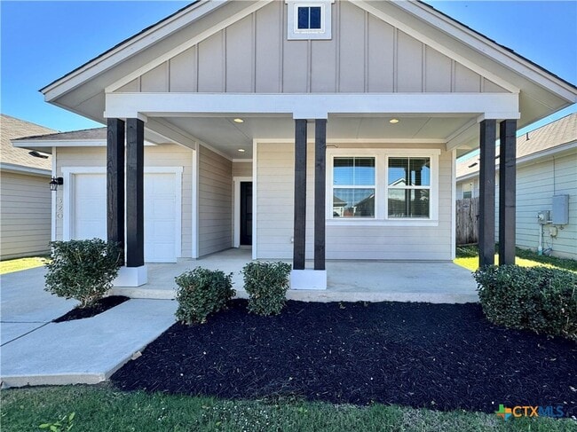 property at 320 La Escalera Dr