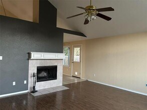 1210 Hidden Oaks Dr in Mansfield, TX - Building Photo - Building Photo