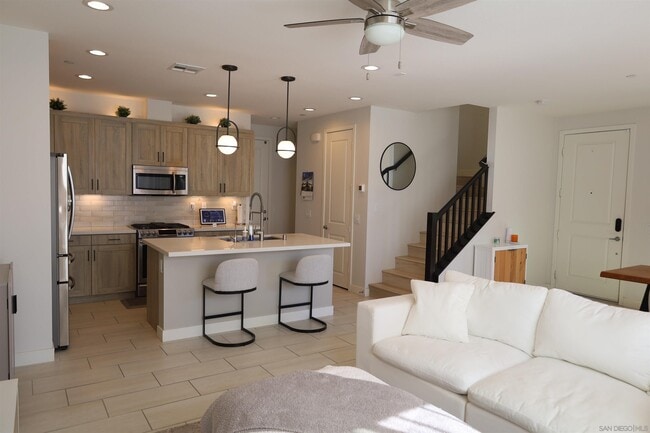 property at 3281 Vestra Way