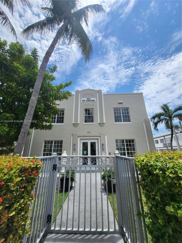 property at 605 Euclid Ave
