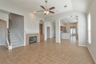 15303 Paxton Landing Ln in Cypress, TX - Building Photo