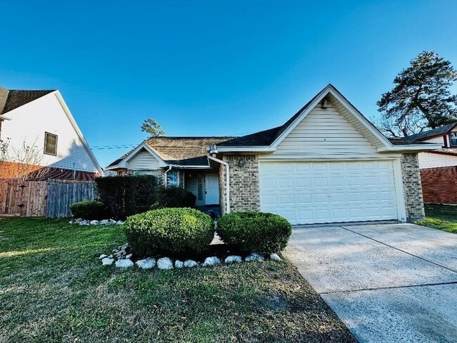 12726 Stillington Dr in Houston, TX - Building Photo - Building Photo