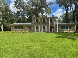 1801 NW 30th Terrace in Gainesville, FL - Building Photo