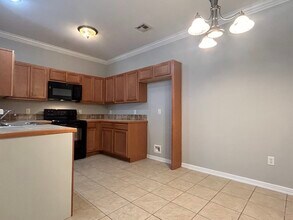 34 S Woodsprings Dr in Fayetteville, AR - Building Photo - Building Photo