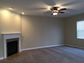 656 Haleigh Woods Ct in Blacklick, OH - Building Photo - Building Photo