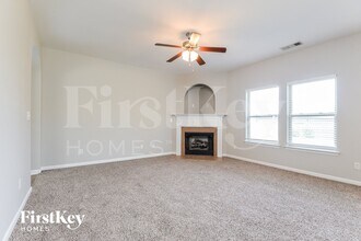 2045 Kensington Ct in Calera, AL - Building Photo - Building Photo