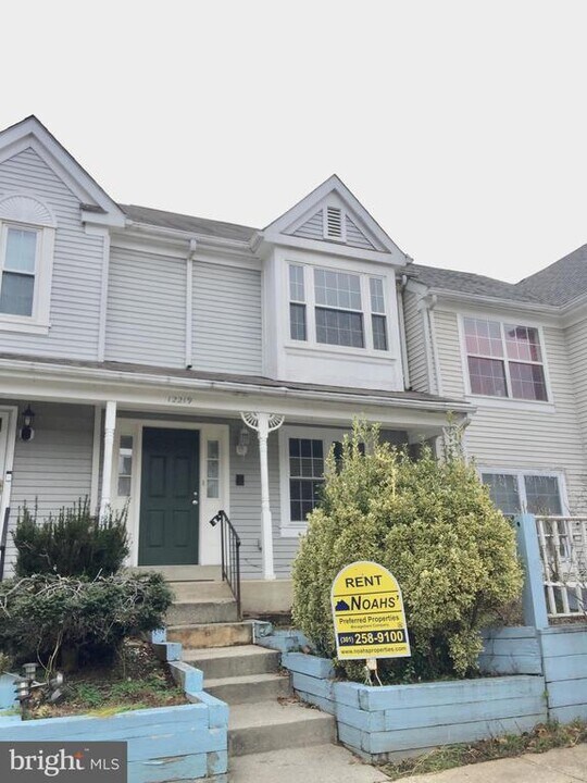 12219 Thorn Grove Pl in Germantown, MD - Building Photo