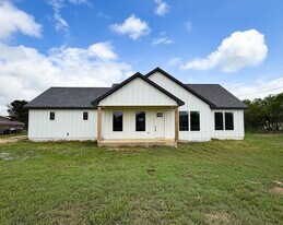 138 Blushing Dr in Cedar Creek, TX - Building Photo