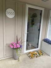 5665 Wood Duck Cir, Unit Main level in Excelsior, MN - Building Photo - Building Photo