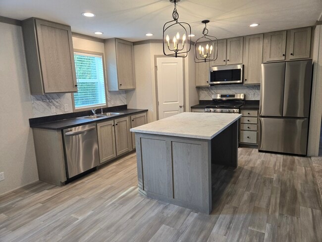 property at 1133 Yeomans St