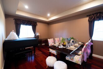 1410 Encino Ave in Monrovia, CA - Building Photo - Building Photo