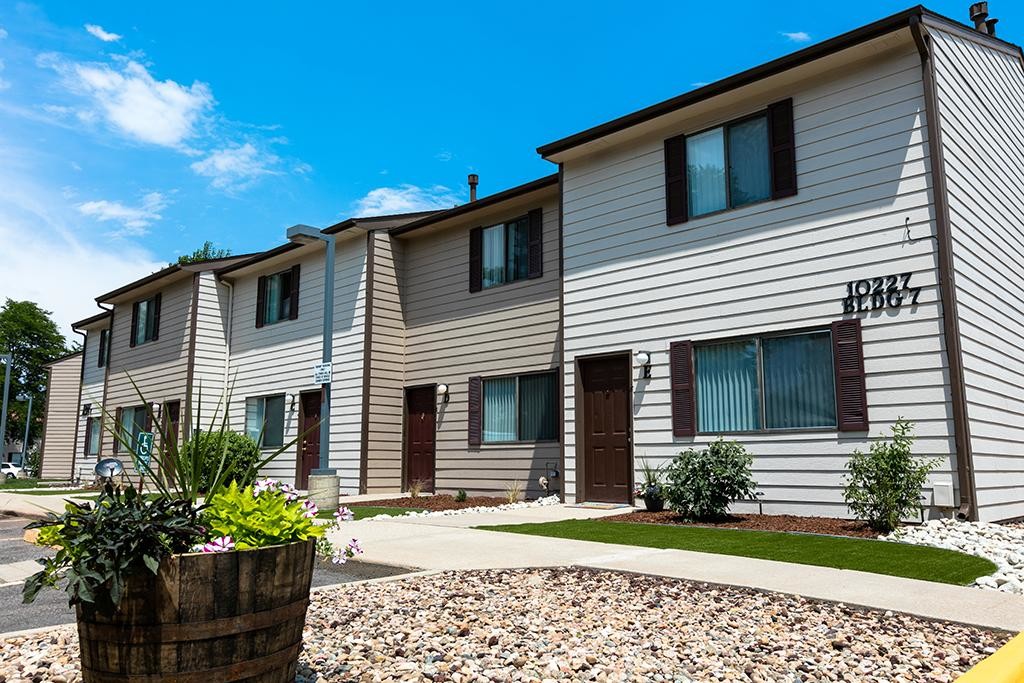 Kipling Townhomes in Lakewood, CO - Foto de edificio