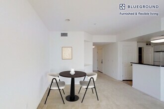 3200 Rubino Dr in San Jose, CA - Building Photo - Building Photo