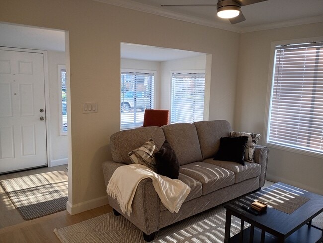 1856 51st St in Sacramento, CA - Building Photo - Building Photo