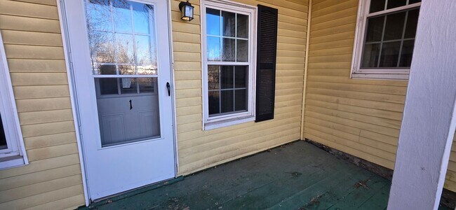 72 Common St in Saco, ME - Building Photo - Building Photo