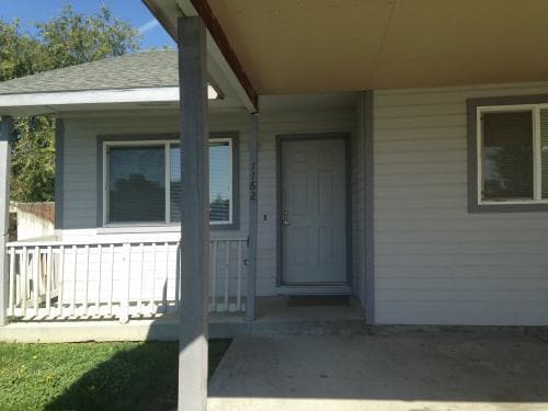 property at 1162 Dogwood Cir