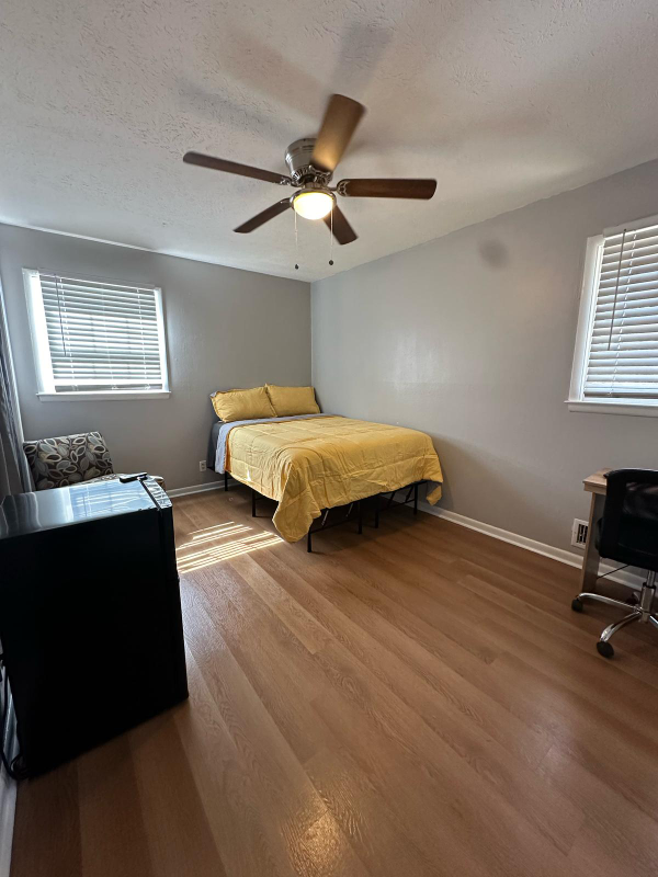 property at 6115 Hillandale Dr