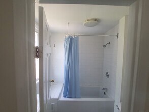 426 Poplar St in New Haven, CT - Building Photo - Building Photo
