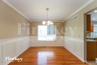 4596 Ellsberry Ct in Batavia, OH - Foto de edificio - Building Photo