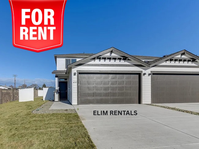 property at 2907 66th Pl