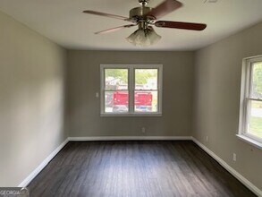 351 Meadow Trace Dr in Auburn, GA - Building Photo - Building Photo