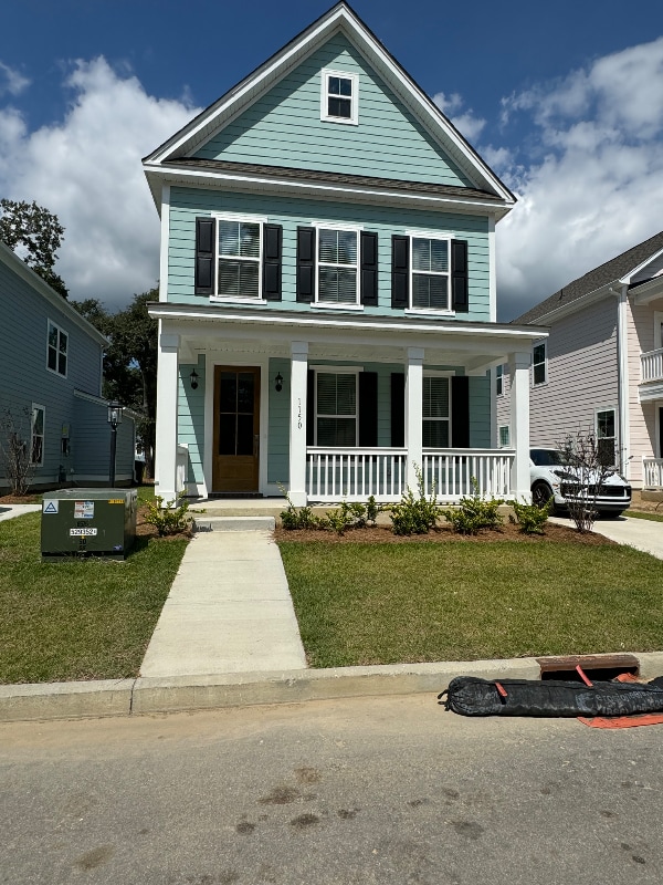 property at 1150 Oak Bluff Ave