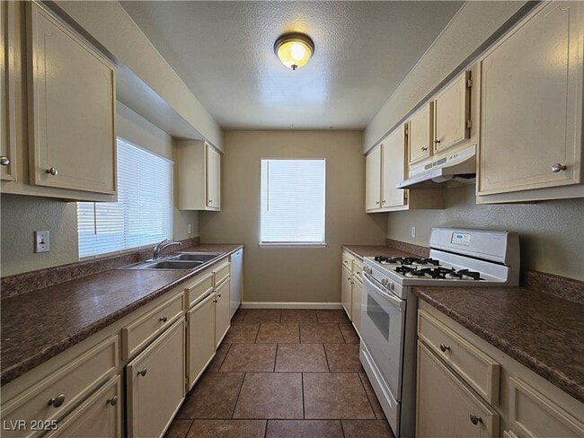 property at 5357 Del Gado Dr