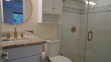 2500 Presidential Way in West Palm Beach, FL - Building Photo - Building Photo