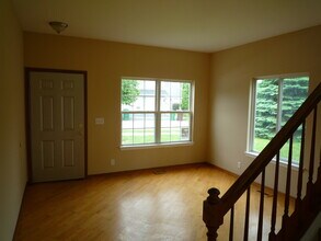 14039 S Oakdale Cir in Plainfield, IL - Building Photo - Building Photo