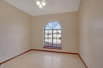 1747 Leroy Bonse Dr in El Paso, TX - Building Photo - Building Photo