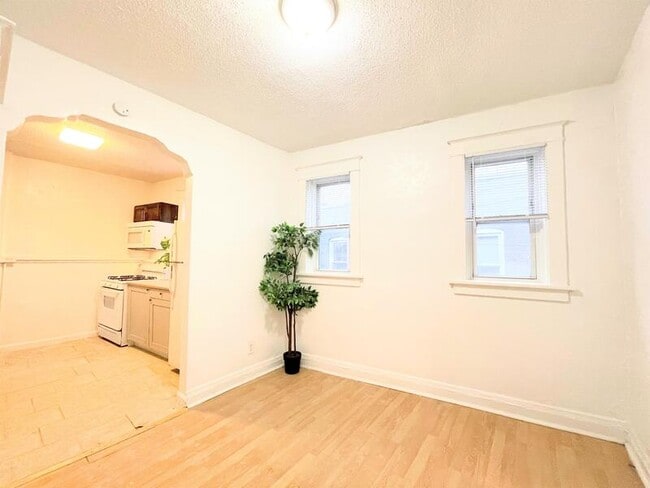 2747 Pestalozzi St in St. Louis, MO - Building Photo - Building Photo