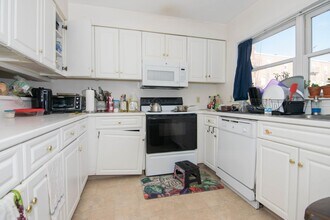 8-10 Glencoe St in Boston, MA - Building Photo - Building Photo