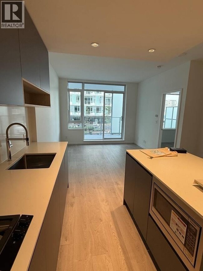 6500 Minoru Blvd in Richmond, BC - Building Photo - Building Photo