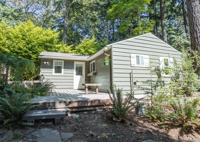 property at 3801 SW Hamilton St